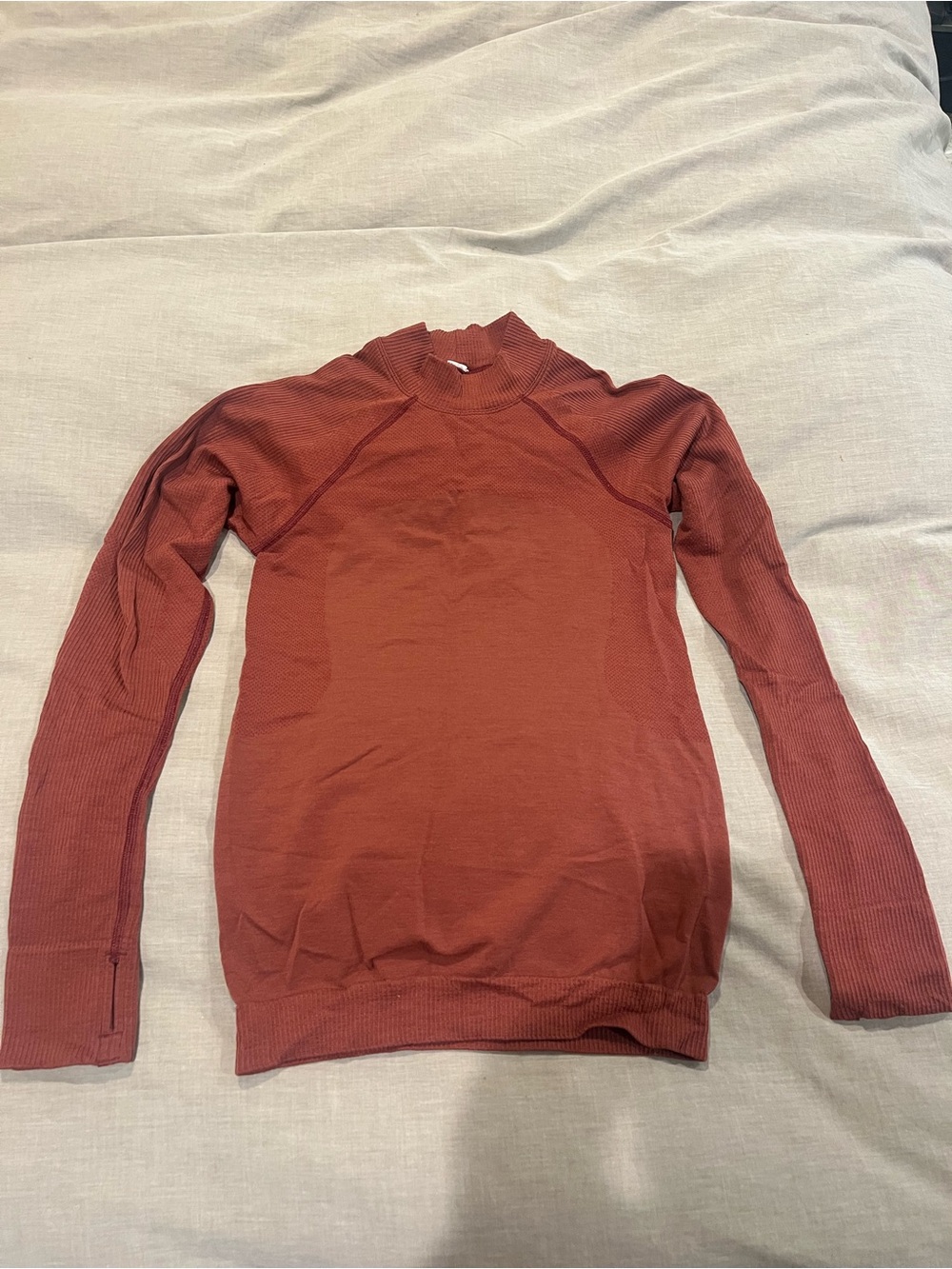 Lululemon long sleeve top size 0